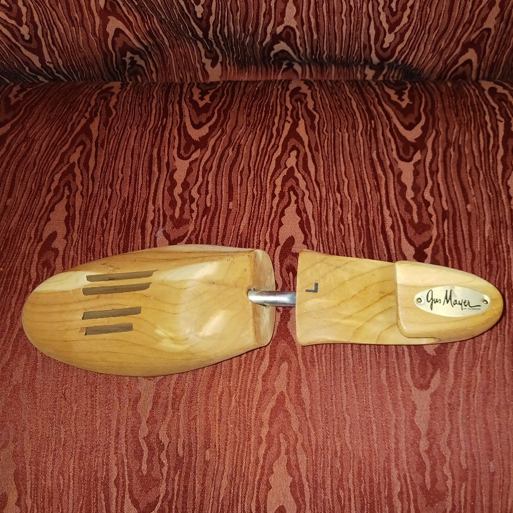 GUS MAYERS Wooden Shoe Tree For Women's L